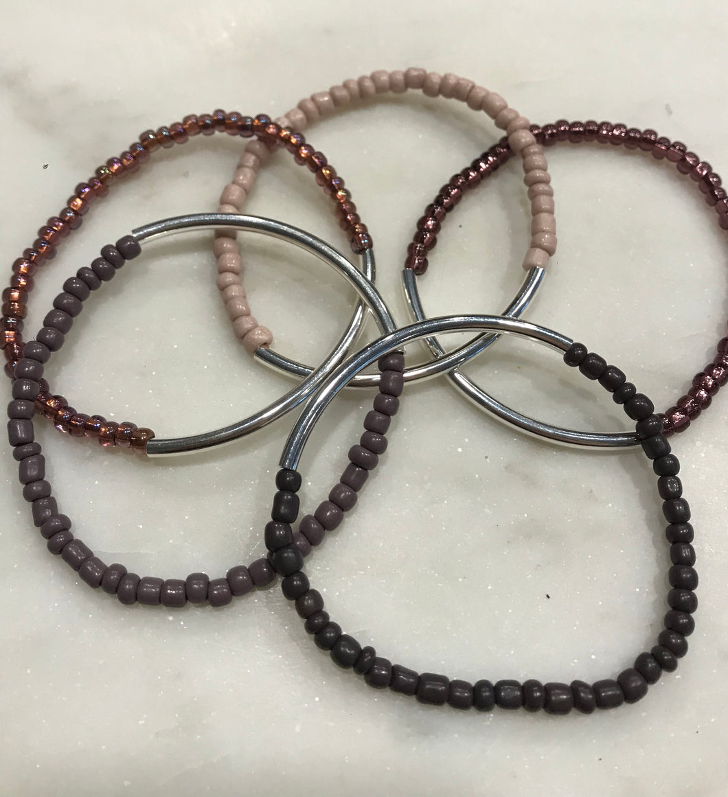 Five piece seed bead set with silver bar