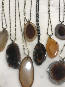 Agate pendant necklace gold or black/brown
