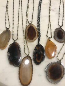 Agate pendant necklace gold or black/brown